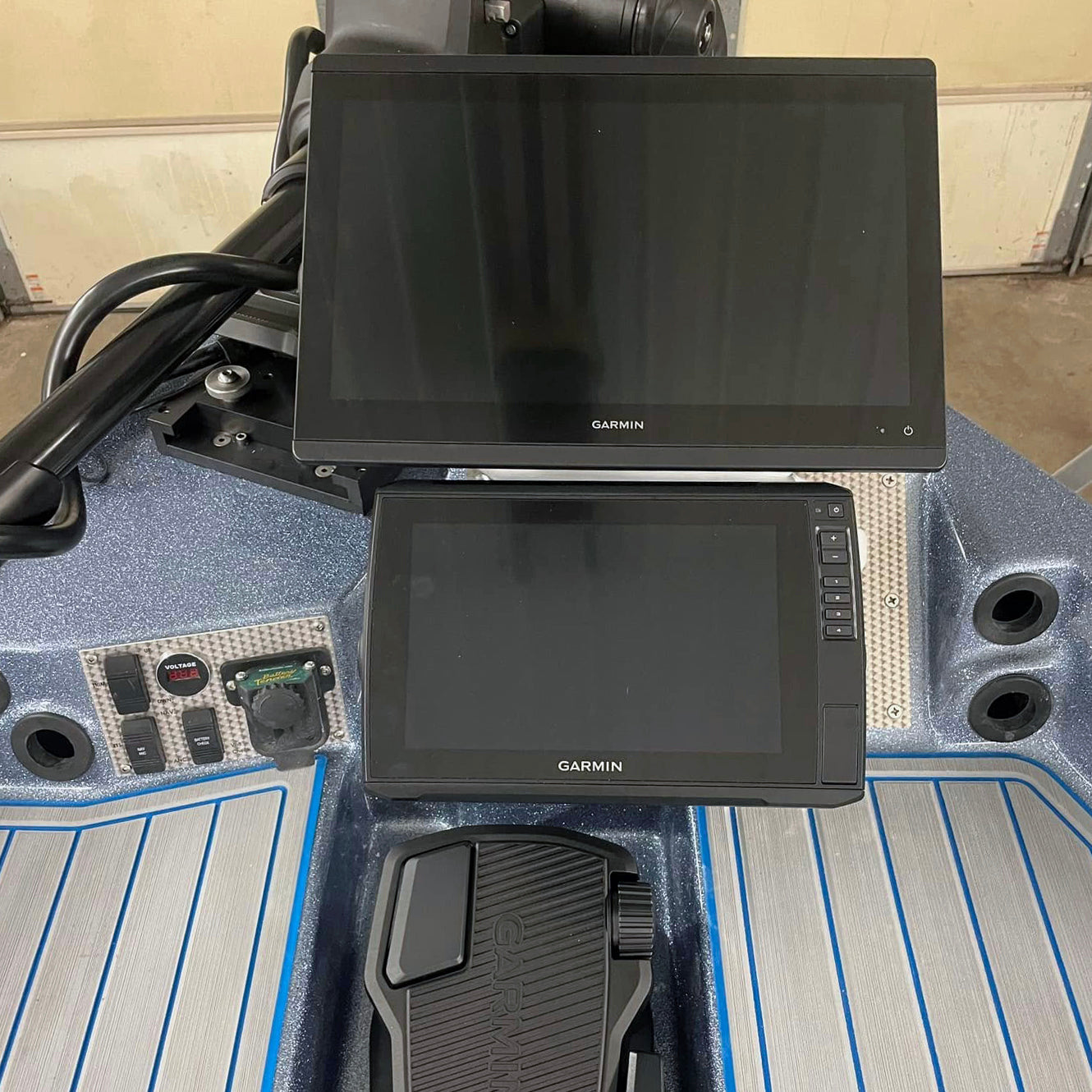 Dual Stacked Graph Mount – Fin Gear